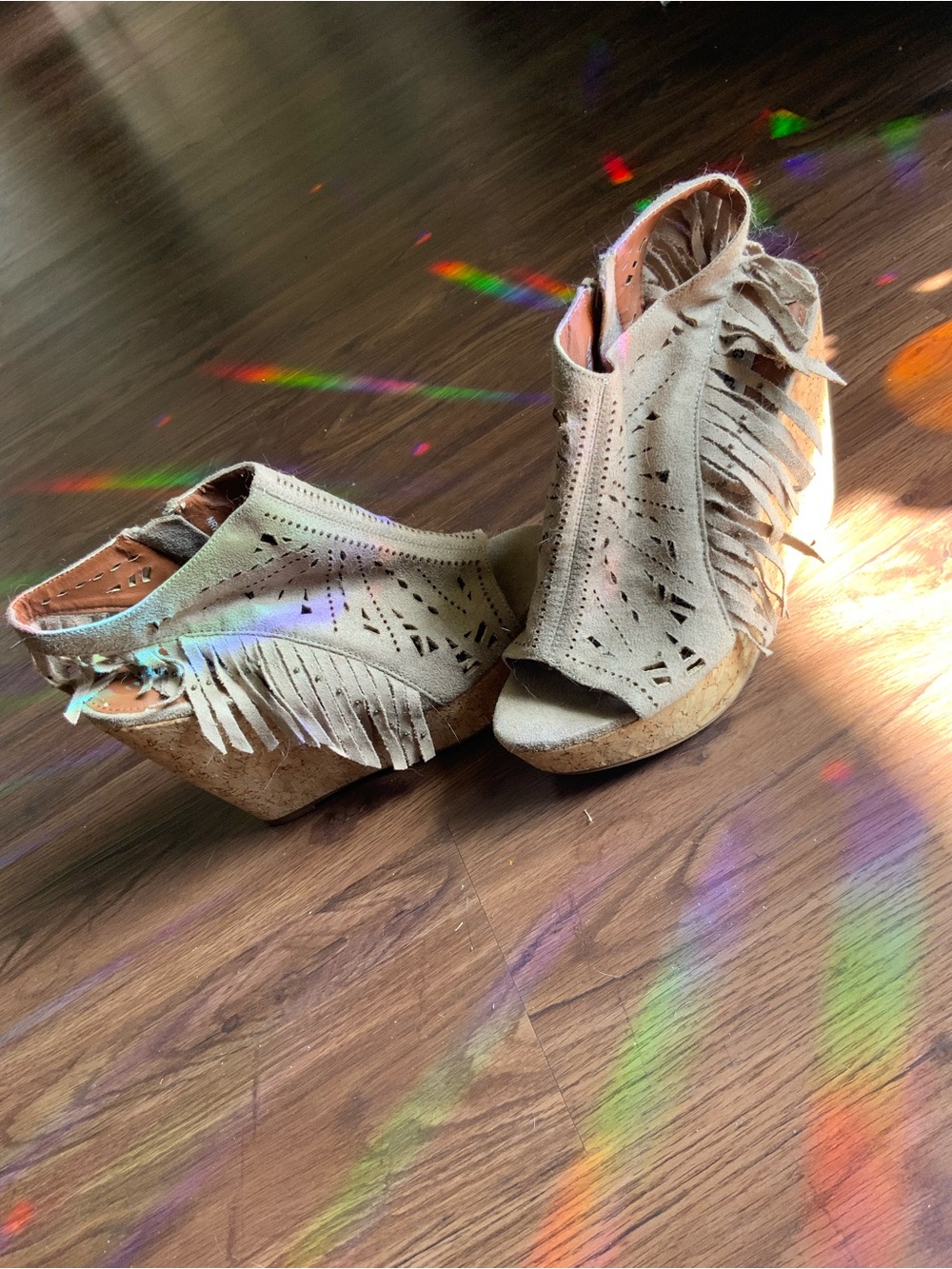 Fringed Open-Toe Wedge Sandals in Beige